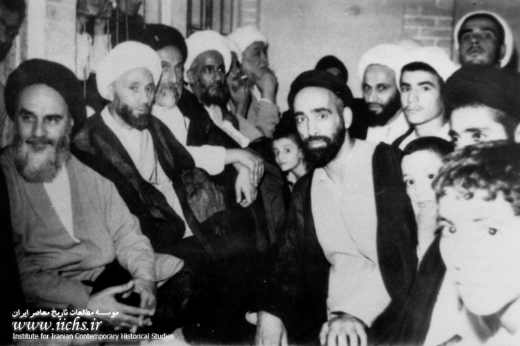 پاسخ به:مسیرهای انقلابی