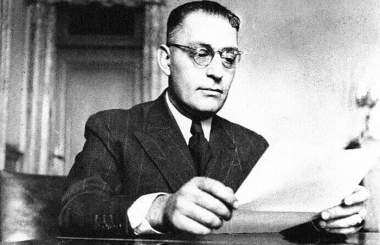 بازگشتِ مشاور آمریکایی و زوال اعتماد بازگشتِ مشاور آمریکایی و زوال اعتماد